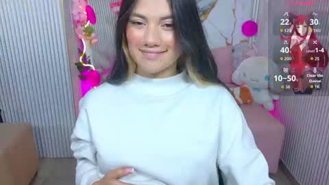 Snapshot of chiara_tay chatting on June 10, 7:46 pm Chiara online show from June 10, 7:46 pm