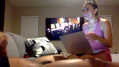 Snapshot of chicagobabe312 chatting on August 1, 7:07 am chicagobabe312 online show from August 1, 7:07 am