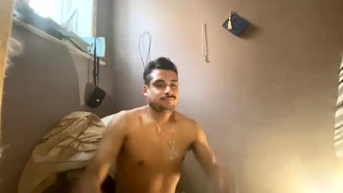 Snapshot of chicagodee94 chatting on October 3, 9:34 pm chicagodee94 online show from October 3, 9:34 pm
