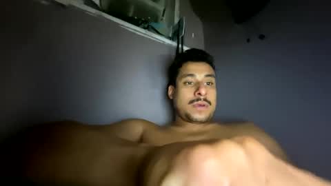Snapshot of chicagodee94 chatting on October 4, 10:13 am chicagodee94 online show from October 4, 10:13 am