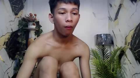 Snapshot of chick_renz chatting on October 3, 5:04 am chick_renz online show from October 3, 5:04 am