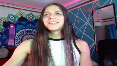 Snapshot of chico_explosivo chatting on June 10, 6:01 am chico_explosivo online show from June 10, 6:01 am