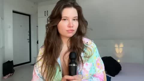 Snapshot of chiculya chatting on June 14, 9:44 am chiculya online show from June 14, 9:44 am