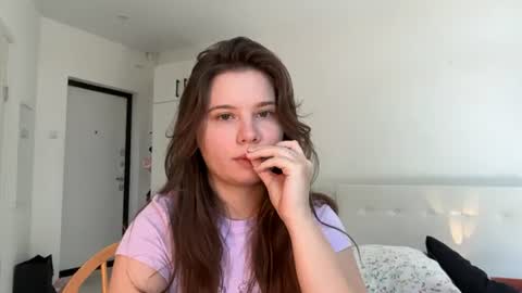 Snapshot of chiculya chatting on June 16, 9:12 am chiculya online show from June 16, 9:12 am