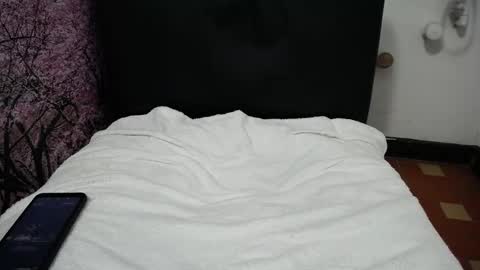 Snapshot of chiky_nastyy chatting on October 1, 3:07 pm Chikys   online show from October 1, 3:07 pm