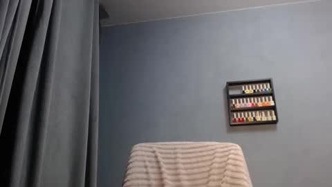 Snapshot of chill_julie chatting on November 19, 6:08 pm Juliet online show from November 19, 6:08 pm