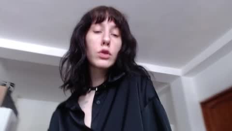 Snapshot of chill_julie chatting on April 5, 12:13 pm Juliet online show from April 5, 12:13 pm