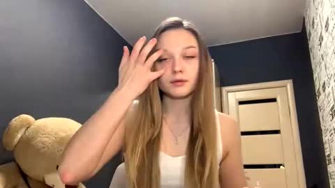 Sasha online show from February 5, 9:36 am