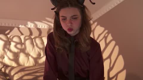 Snapshot of chillpix chatting on October 31, 4:08 pm Hanna online show from October 31, 4:08 pm