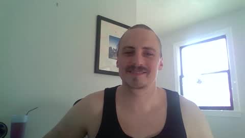 Chillsfguy online show from December 17, 6:25 pm