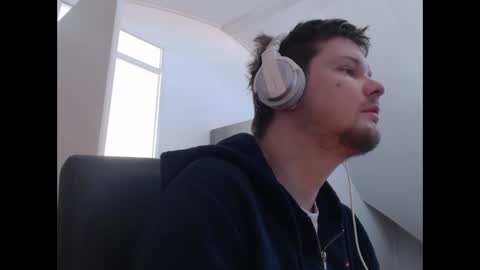 chillzonecam online show from April 26, 10:02 am