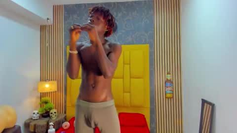 chimi88 online show from February 12, 1:17 pm