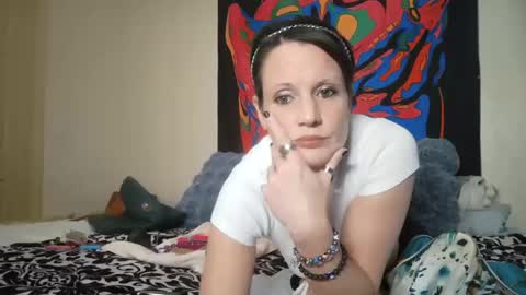 ChinaCove online show from April 7, 10:42 pm