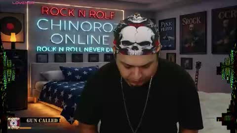 Enrique online show from February 10, 11:42 pm