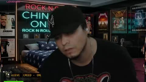 Enrique online show from May 27, 1:02 am