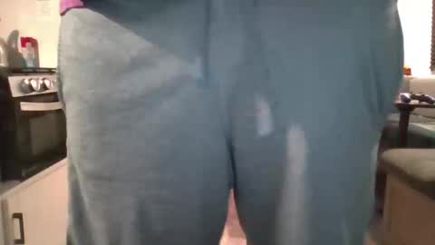 Snapshot of chipdougie chatting on April 12, 6:24 pm Chip Dougie online show from April 12, 6:24 pm