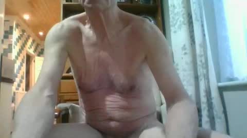 chipper341596 online show from January 13, 8:41 am