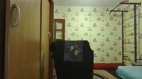 chiraq1945 online show from September 18, 7:38 pm