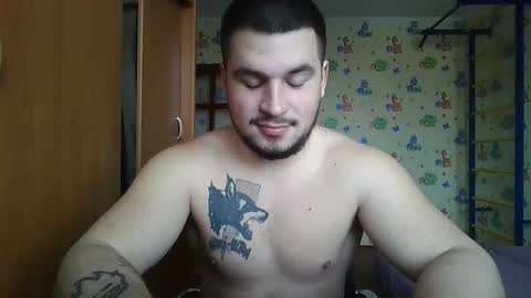 chiraq1945 online show from December 15, 9:13 am