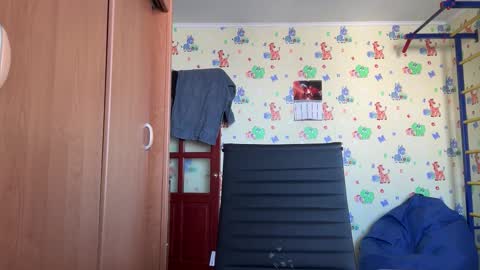 Snapshot of chiraq1945 chatting on February 3, 7:13 am chiraq1945 online show from February 3, 7:13 am