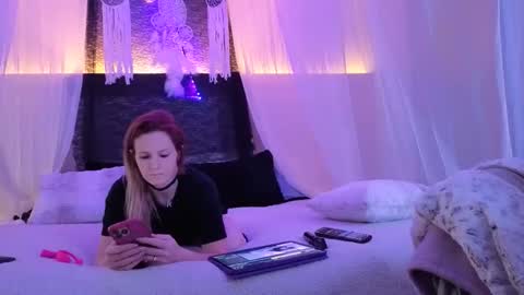 Snapshot of chizim007 chatting on December 4, 3:16 am Lacey Luv online show from December 4, 3:16 am