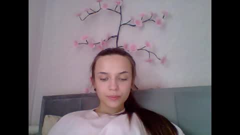 Snapshot of chloe45673 chatting on May 23, 3:23 am chloe45673 online show from May 23, 3:23 am