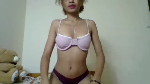 chloe9794 online show from November 23, 3:45 pm