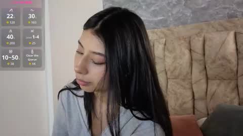 Snapshot of chloe_bluee_ chatting on June 28, 1:28 pm chloe_bluee_ online show from June 28, 1:28 pm