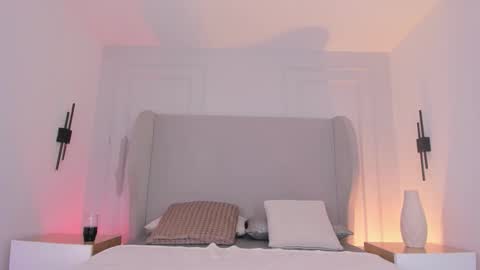 Chloe online show from November 21, 10:25 am