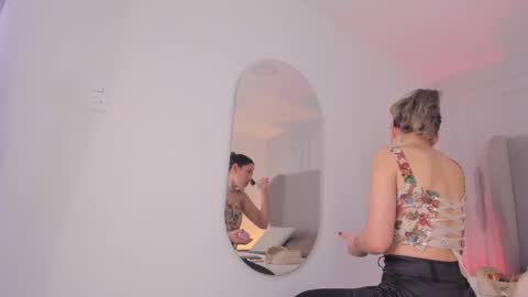 Chloe online show from November 27, 12:18 pm