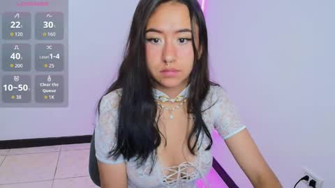 Snapshot of chloe_desire11 chatting on June 10, 10:58 am chloe_desire11 online show from June 10, 10:58 am