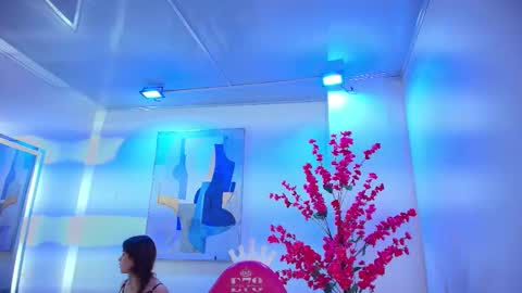 Snapshot of chloe_dolly chatting on February 25, 11:20 am Chloe online show from February 25, 11:20 am