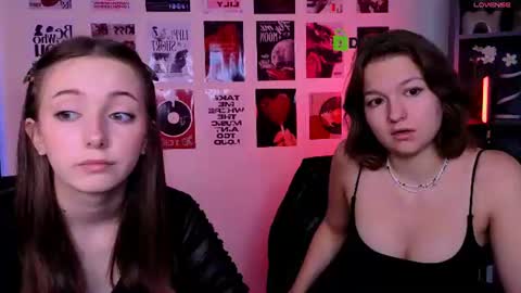 chloe_ley online show from July 13, 9:01 am