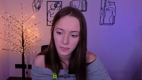 chloe_ley online show from July 19, 7:17 pm