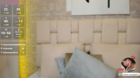 chloe online show from January 22, 10:48 pm