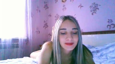 Snapshot of chloe_patek chatting on December 20, 11:39 am chloe_patek online show from December 20, 11:39 am