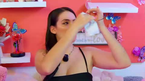 Snapshot of chloe_rem chatting on August 2, 3:16 am . online show from August 2, 3:16 am