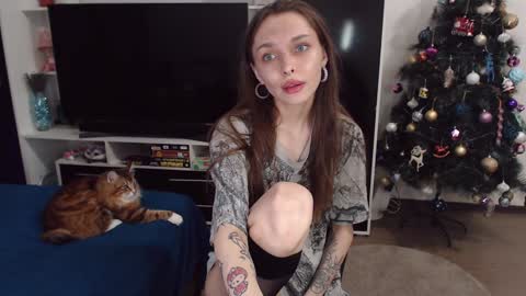 Snapshot of chloe_sunny chatting on December 24, 8:38 pm Chloe online show from December 24, 8:38 pm