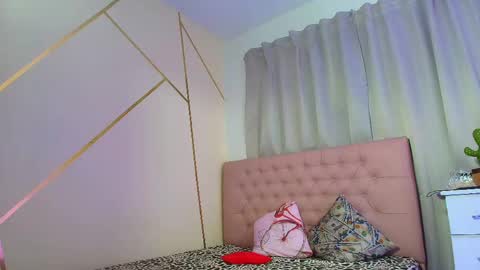 Lulu  online show from May 30, 11:46 pm