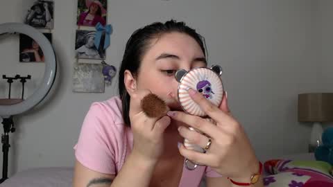 Chloe  online show from March 29, 9:59 pm