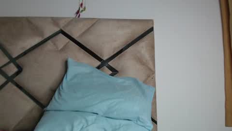 Chloe  online show from June 13, 10:40 pm