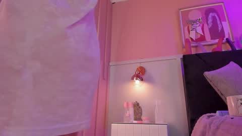   online show from November 29, 8:34 pm