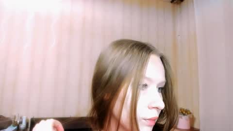 chloe wifey online show from April 8, 1:49 am