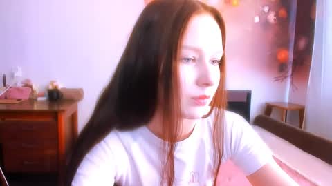 chloe wifey online show from July 17, 2:13 pm