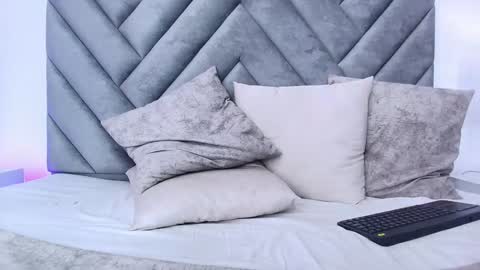 chloe_wilson7 online show from January 31, 11:13 am