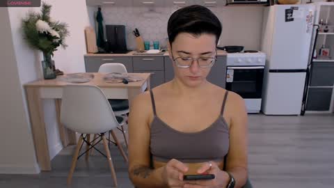 Eva and Sandra online show from December 17, 11:49 am