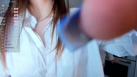 Megan and Jeniffer online show from February 24, 6:05 am