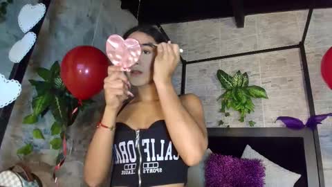 Chloe  online show from February 11, 12:10 pm