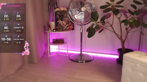 Chloe online show from November 16, 12:38 am