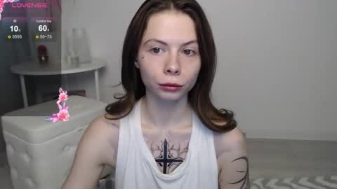 Chloe online show from January 9, 7:04 pm